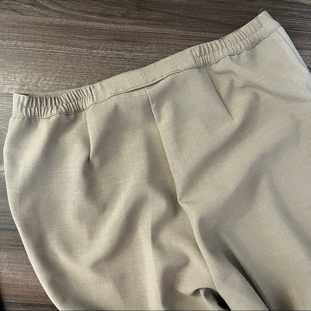 Vintage Tan High Waisted Trousers Pants - Picture 9 of 10